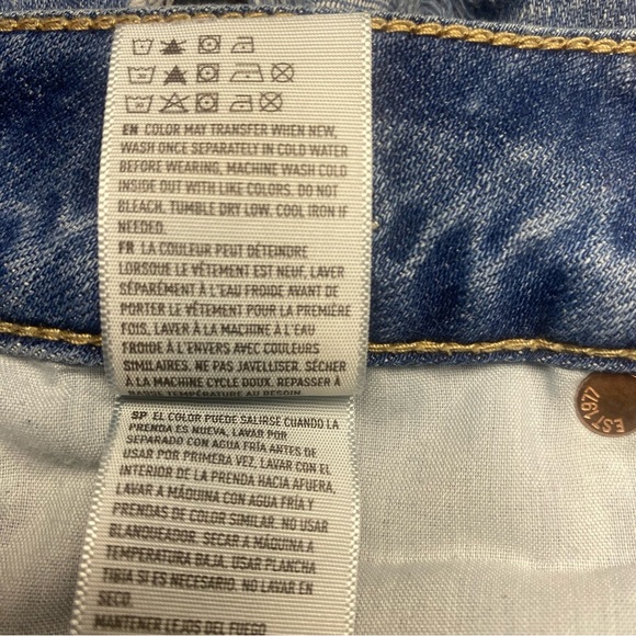 American Eagle Tomgirl Distressed Jeans‎ Size 2 Regular Light Wash - Picture 11 of 14